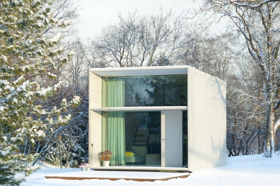 Тини Хаус из контейнера