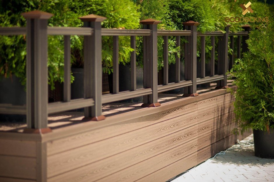 Ограждения из ДПК DECKWOOD