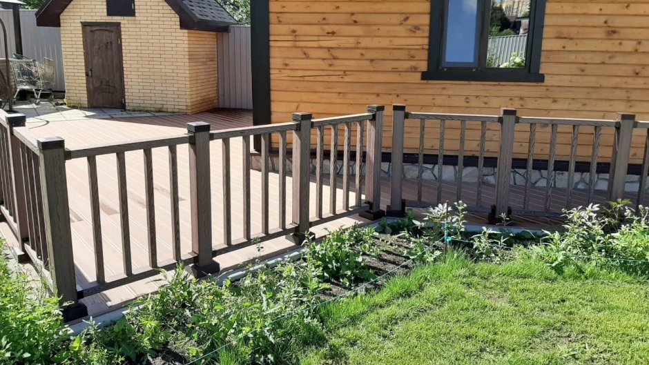 Терраса из лиственницы ступени