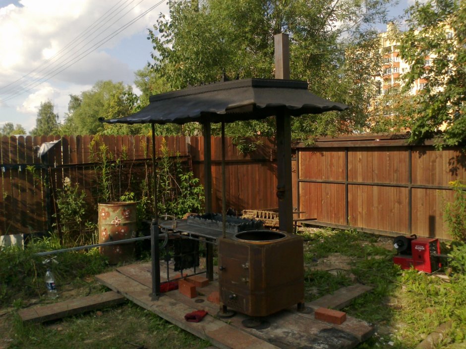 Простой навес для мангала