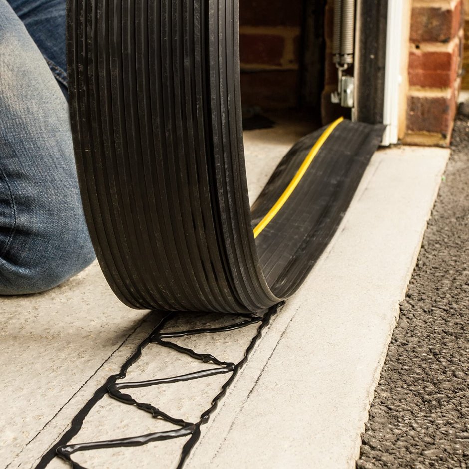 Порог под ворота для гаража HDS-90х15, уплотнительная лента на пол, 3м