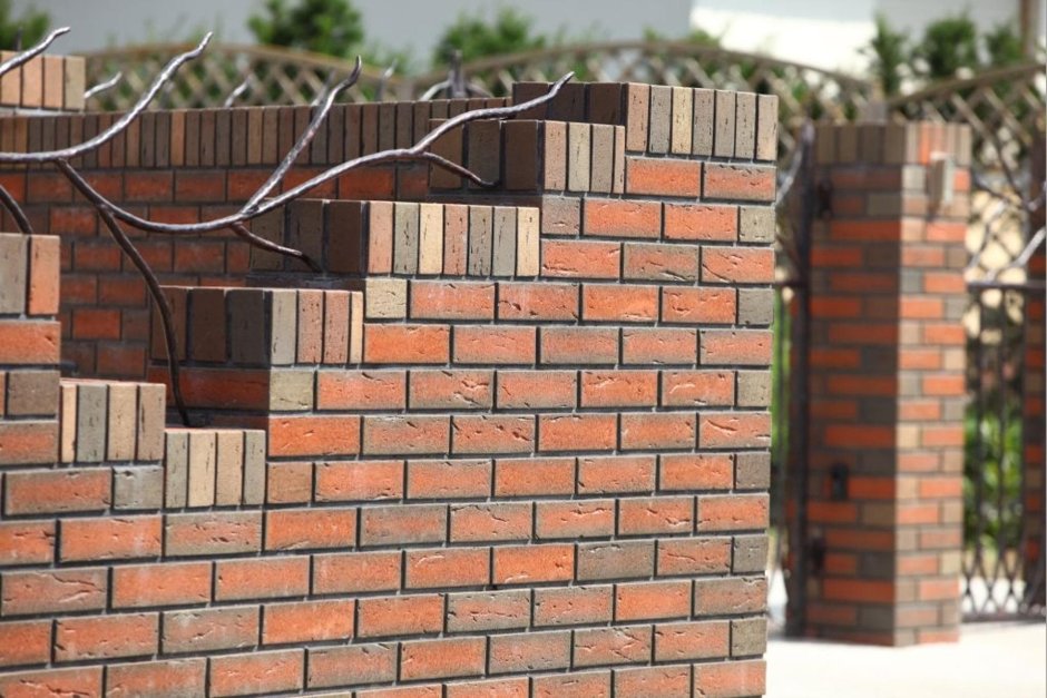 Клинкерный кирпич для забора