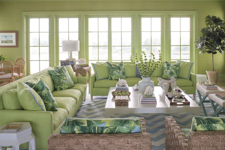 Салатовые шторы в интерьере