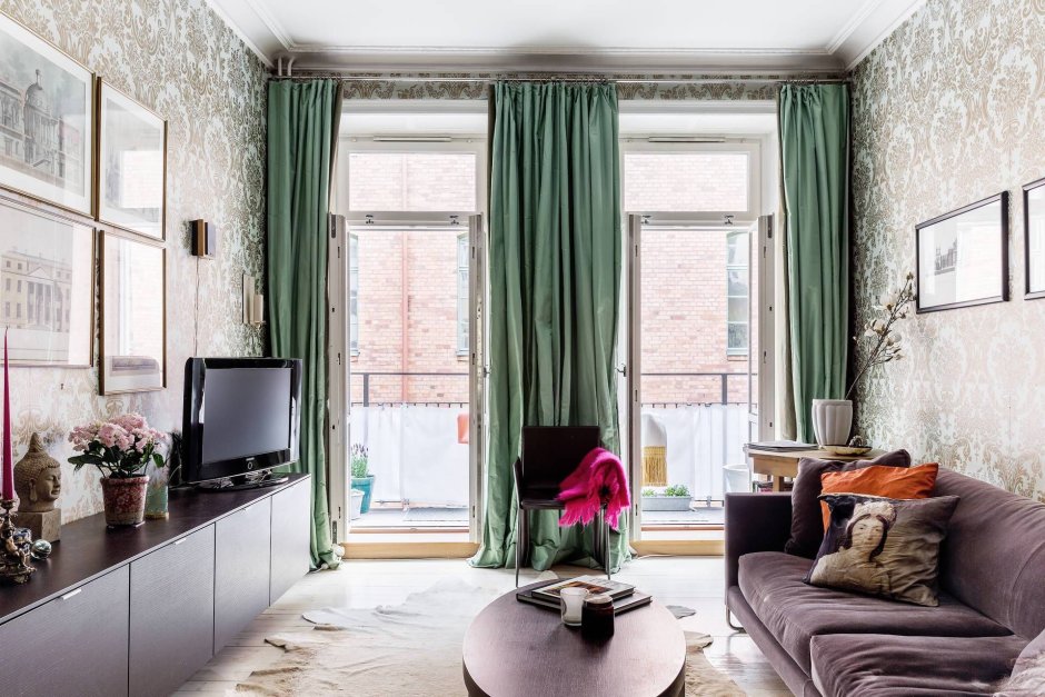 Желтые шторы в интерьере