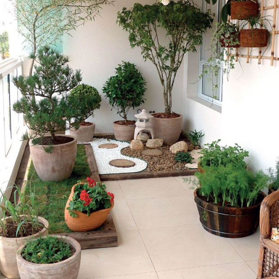 Зеленый Оазис на балконе