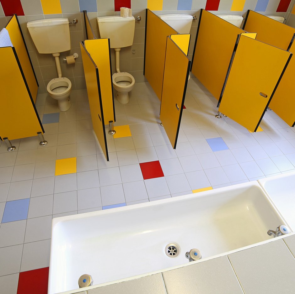 Общественный туалет в детском саду