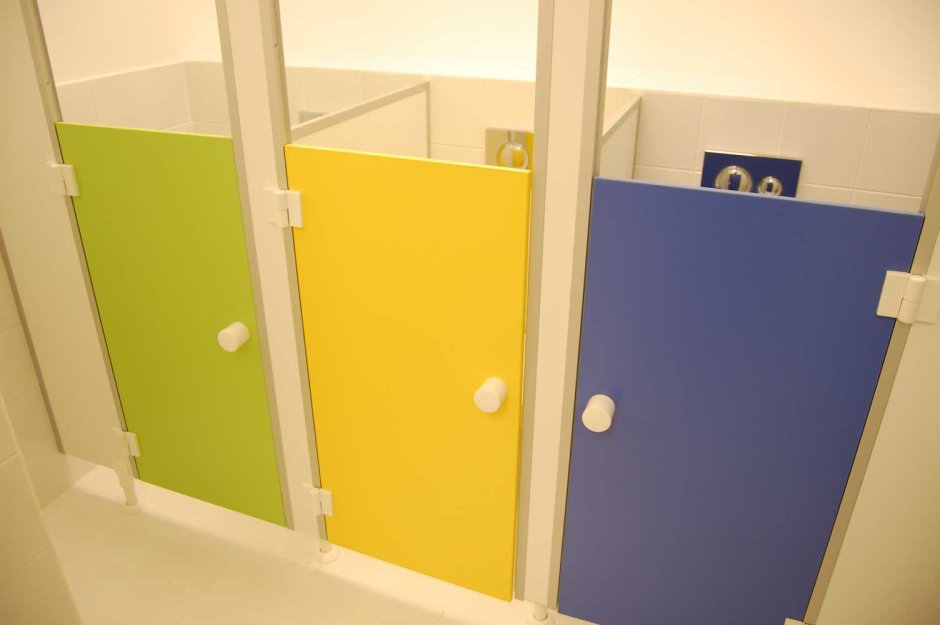 Сантехнические детские перегородки для санузлов детских садов и школ