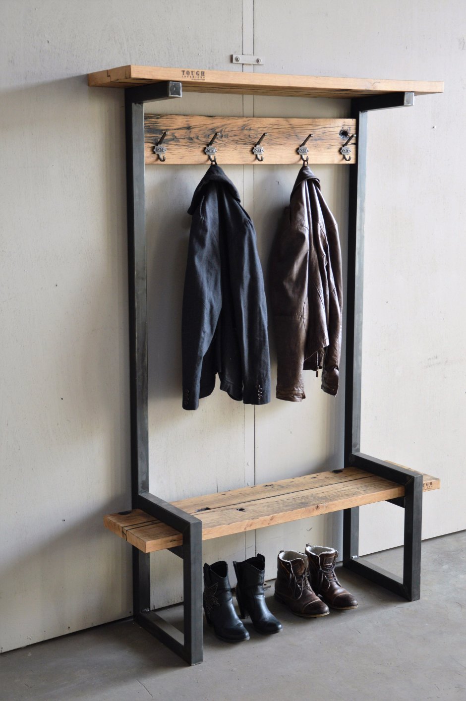 Подставка под обувь в прихожую