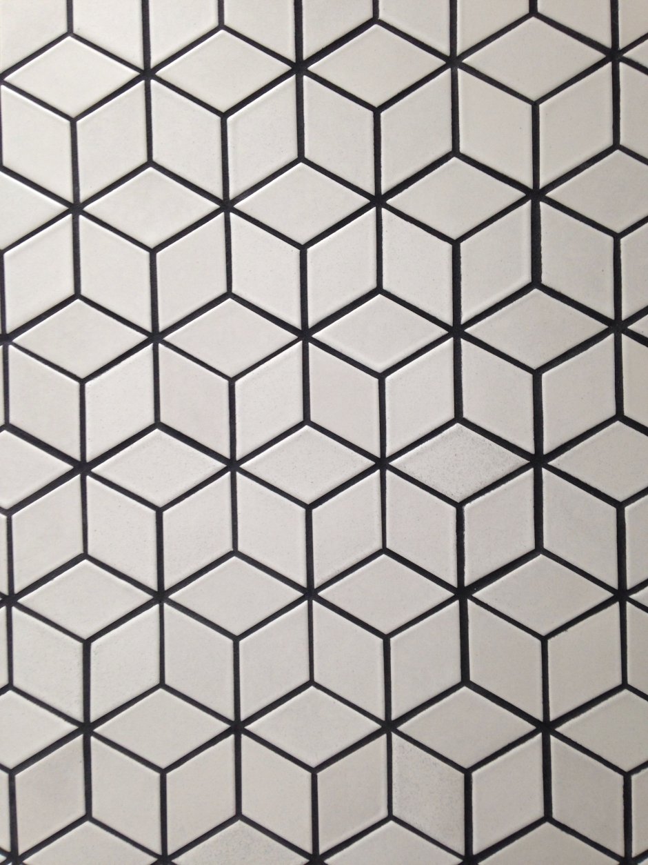 Плитка с геометрическим рисунком