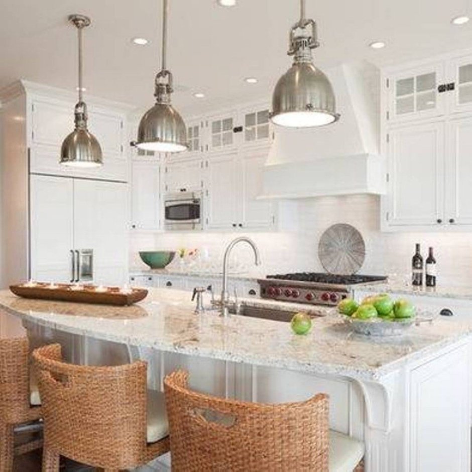 Люстра на кухню в американском стиле