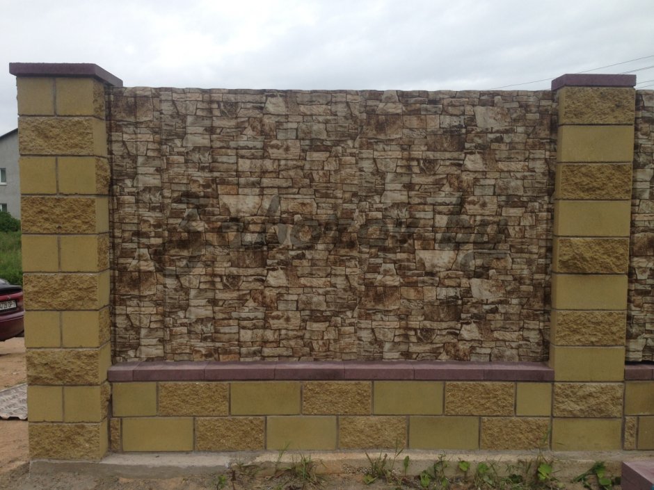 Забор из сплиттерный блок