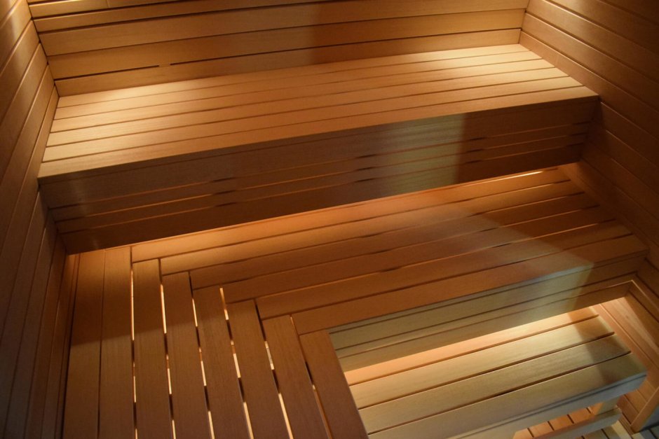 Полки в сауне