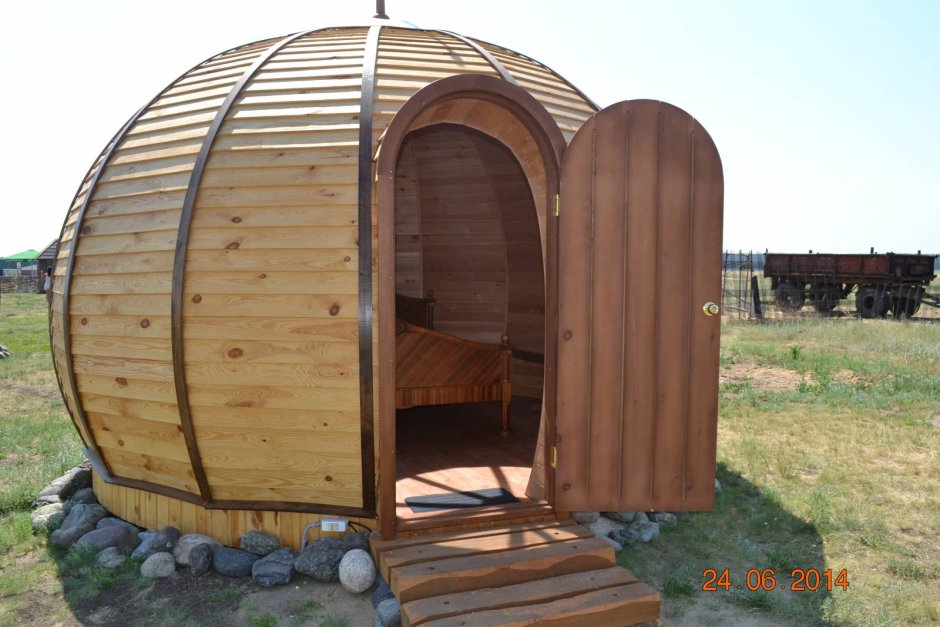 Баня бочка куполом