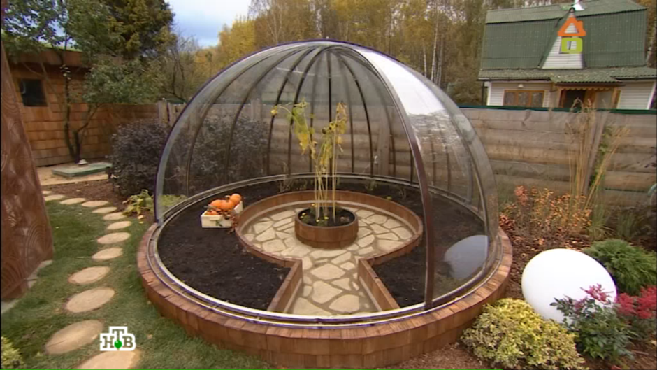 Круглая теплица из поликарбоната