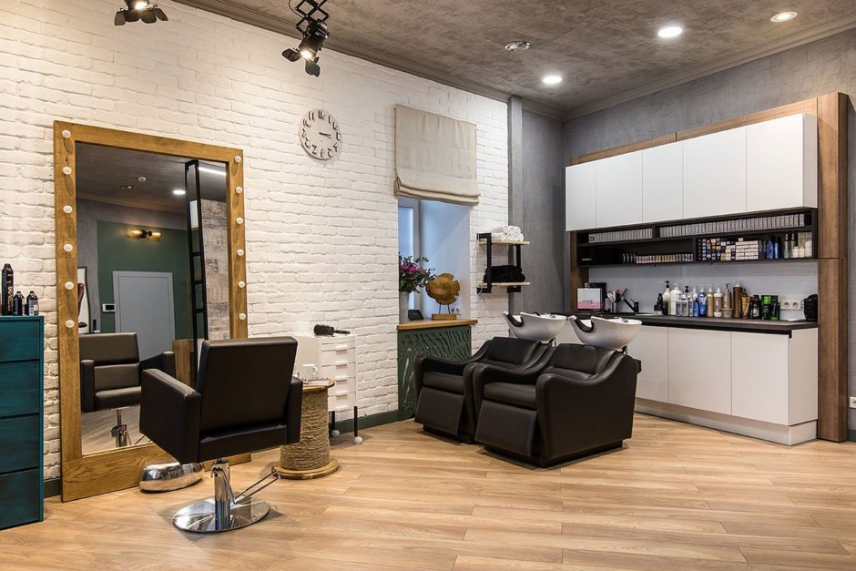 Интерьер парикмахерской в стиле лофт