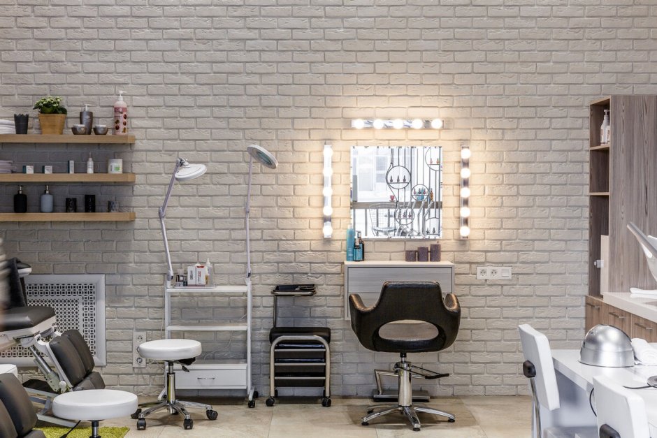 Маникюрный салон в стиле лофт