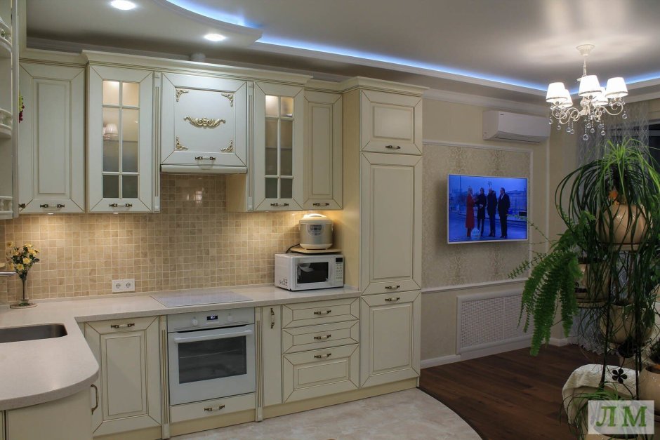 Кухни классические светлые