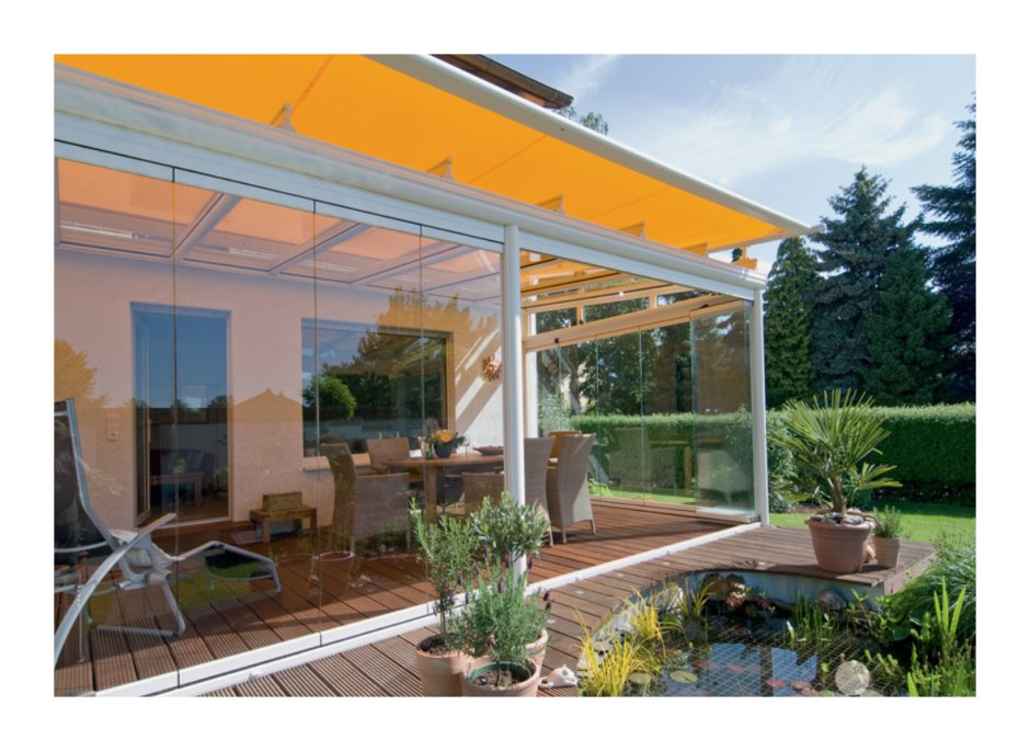 Застекленная веранда с навесом