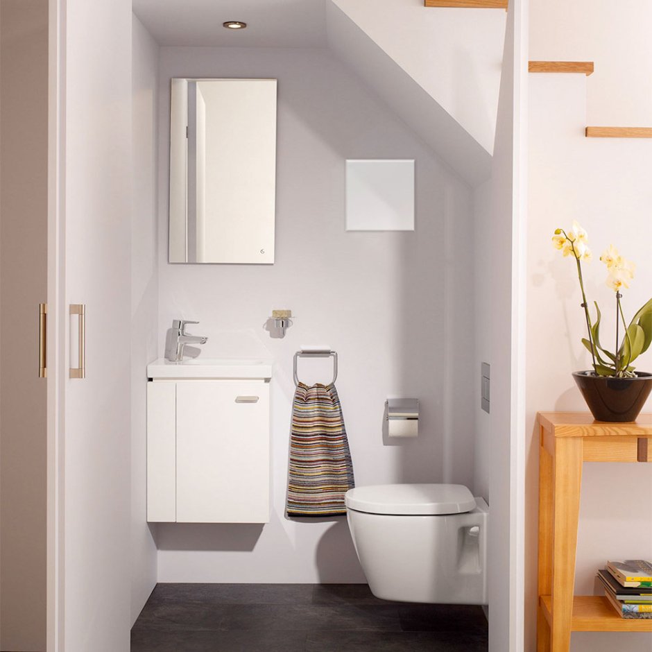 Раковина 60 см ideal Standard connect Space e 1366