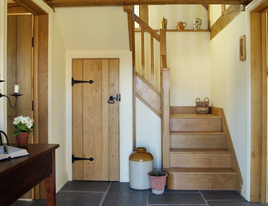 Ванная комната под лестницей