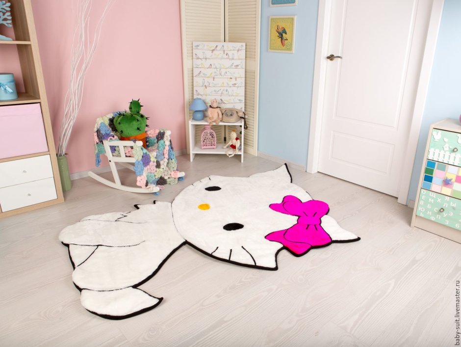 Ковер с Хеллоу Китти