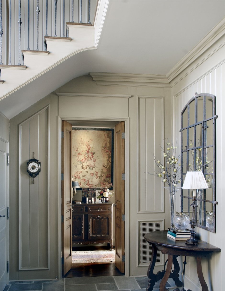 Прихожая во французском стиле