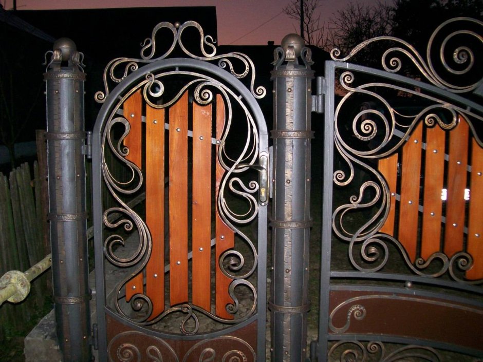 Калитка металлическая