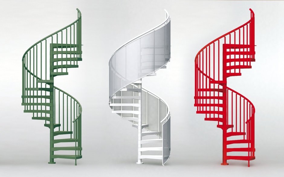 Винтовая лестница на белом фоне