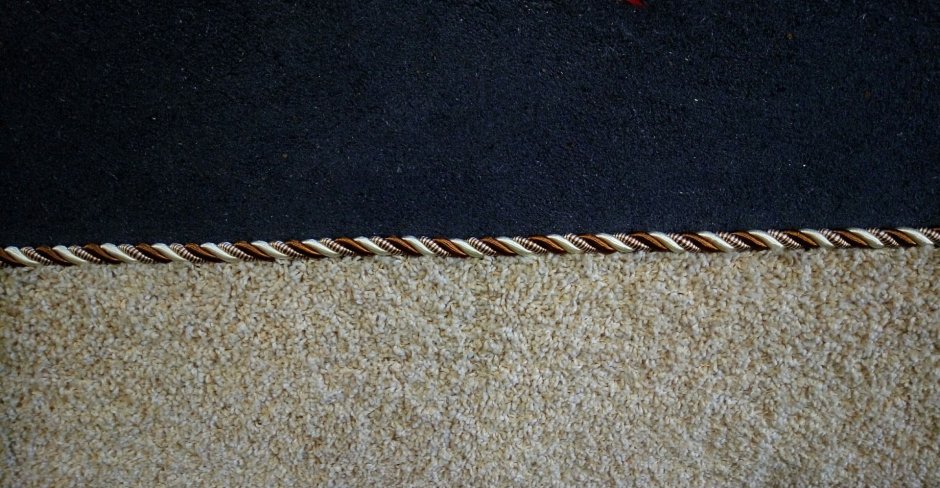 Декоративный шнур для обоев в интерьере