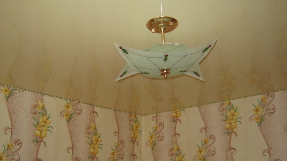 Декорирование обойных стыков