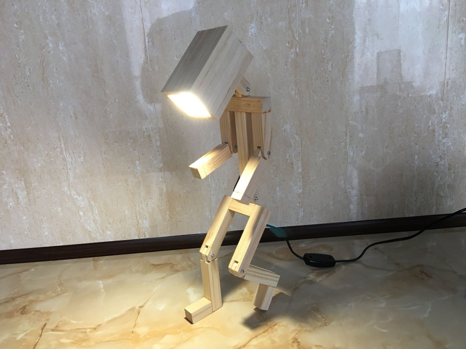 Самодельная настольная лампа