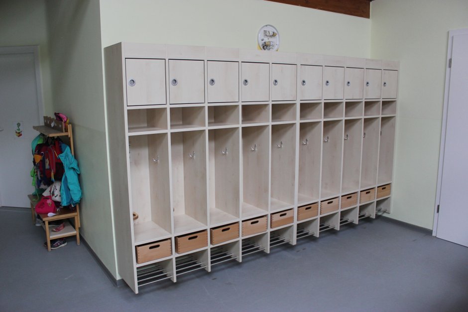 Раздевалка Монтессори сад