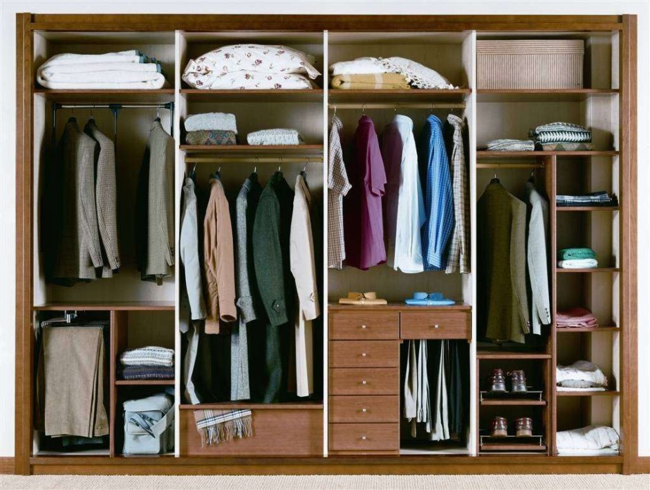 Наполнение шкафа купе