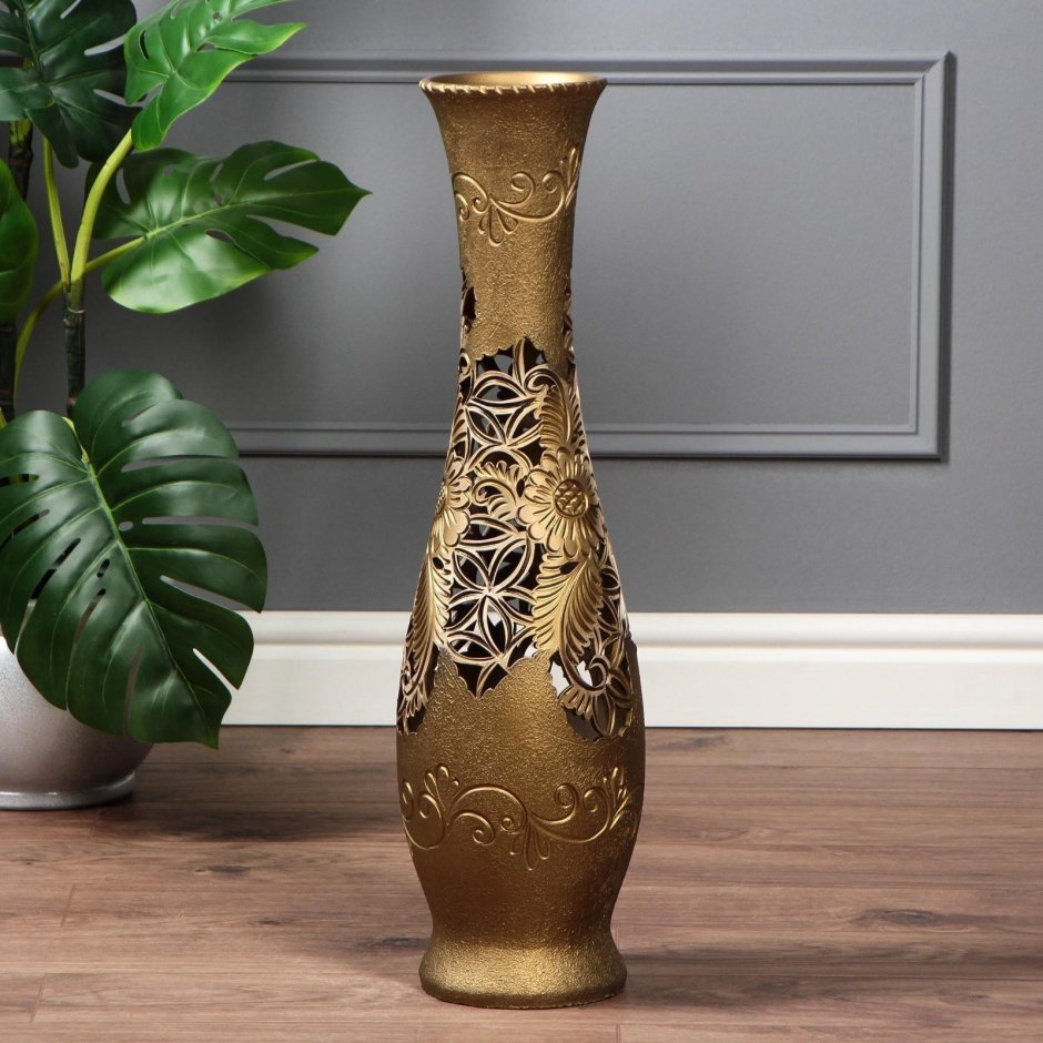 Напольная ваза для цветов