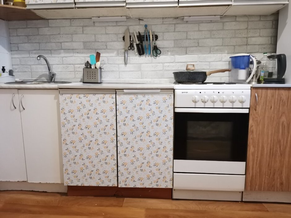 Кухонные гарнитуры в мебельном базаре