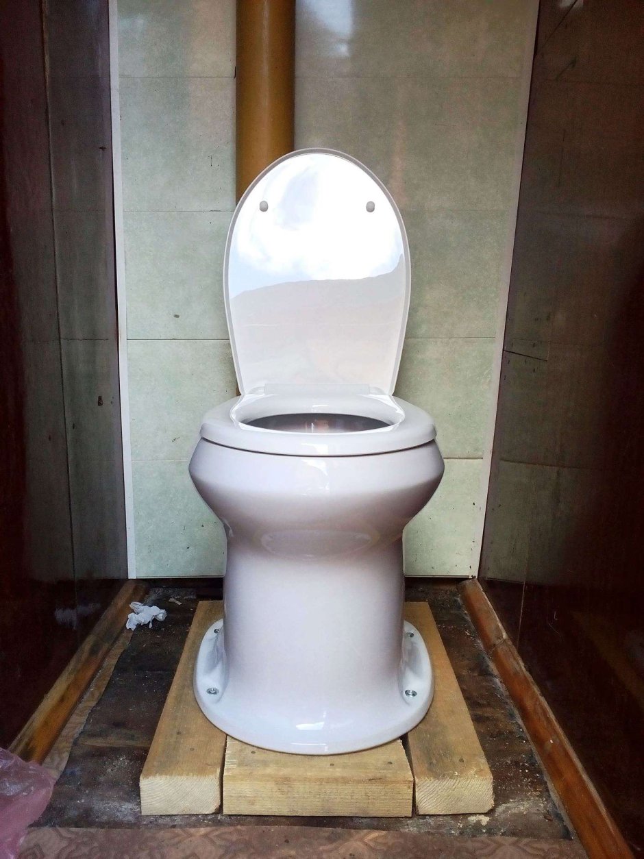 Унитаз дачный Оскольская керамика