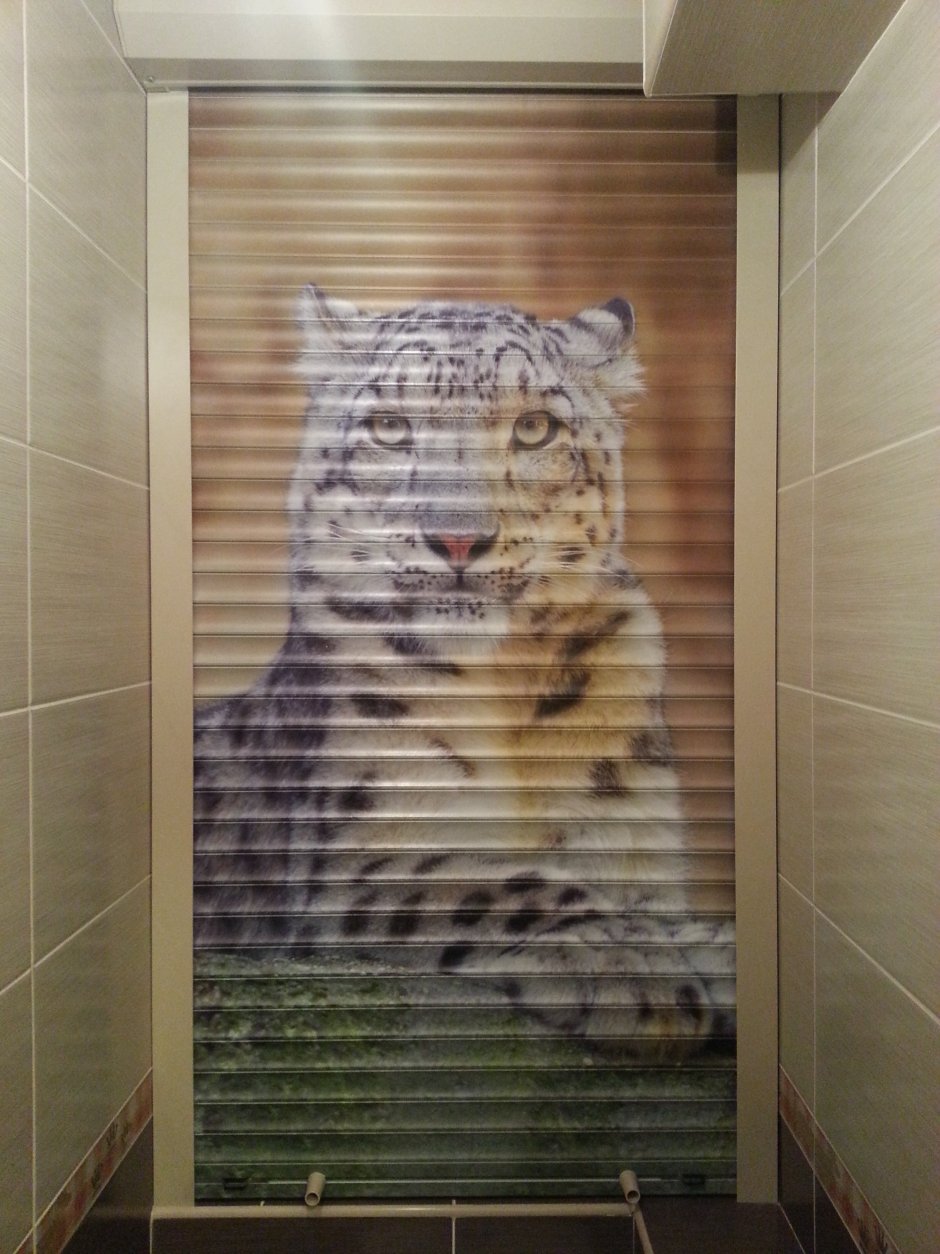 Обыграть трубы в туалете