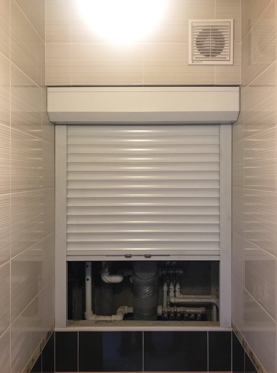 Рулонные шторы в туалете