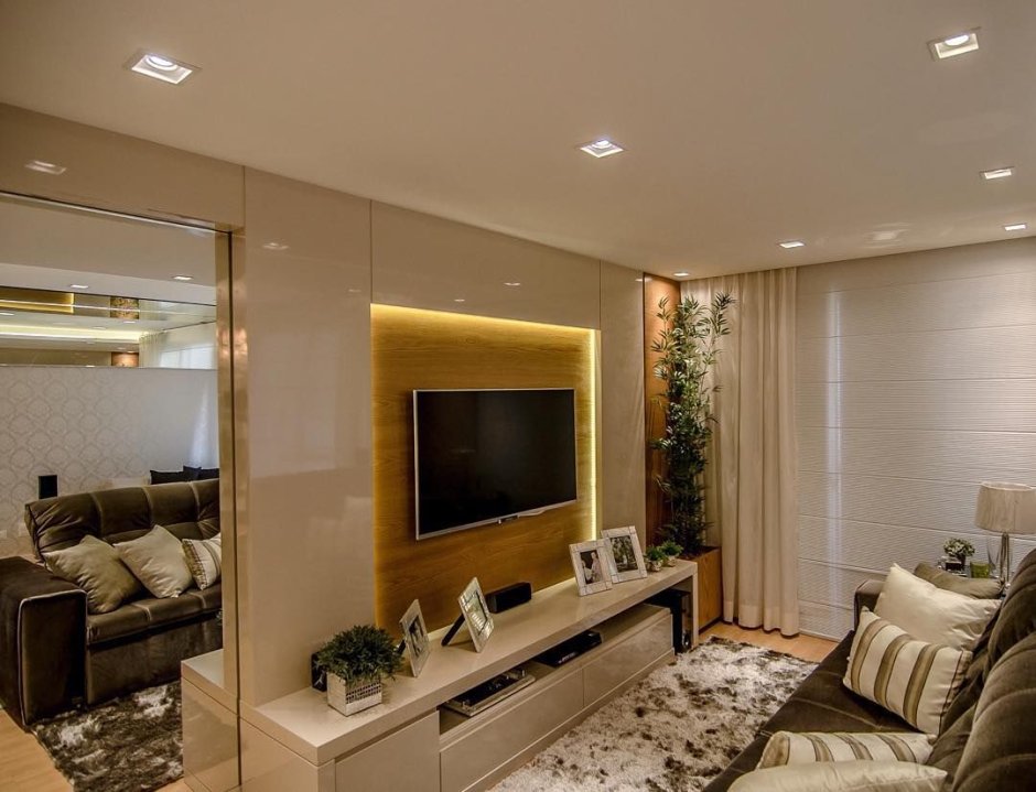 Телевизор в гостиной