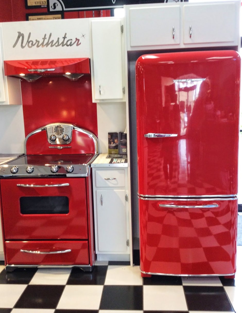 Покрасить холодильник в красный