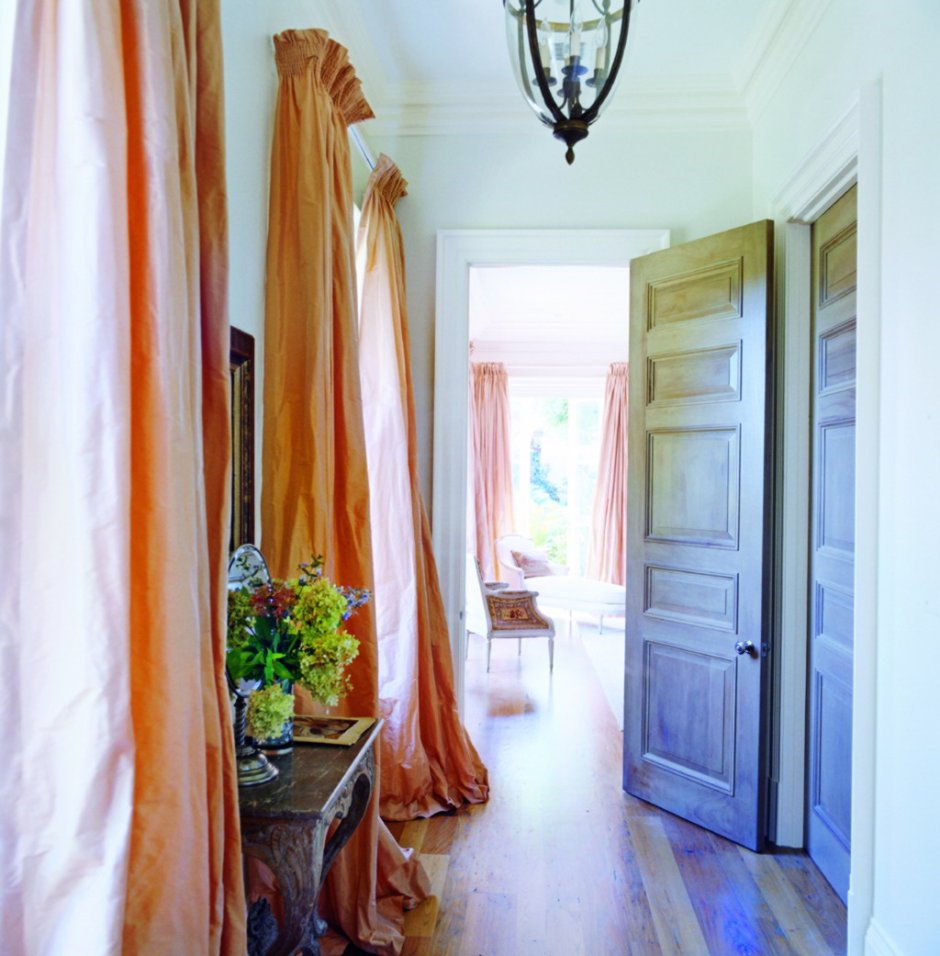 Шторы в коридор