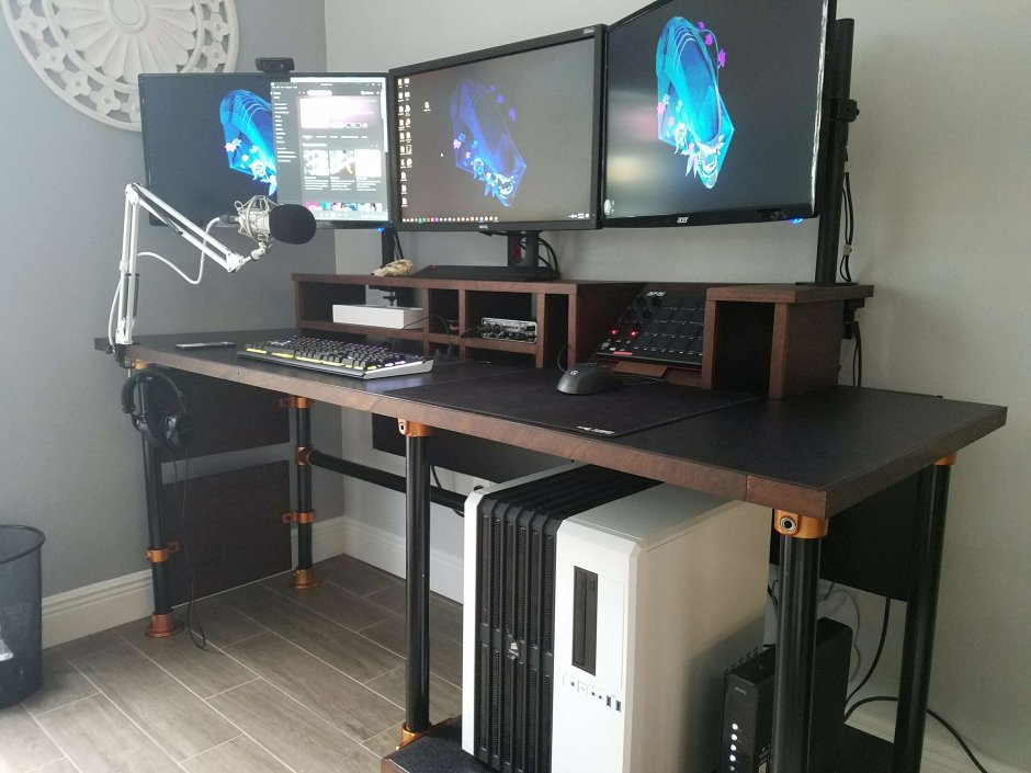 Гостиная с рабочим местом