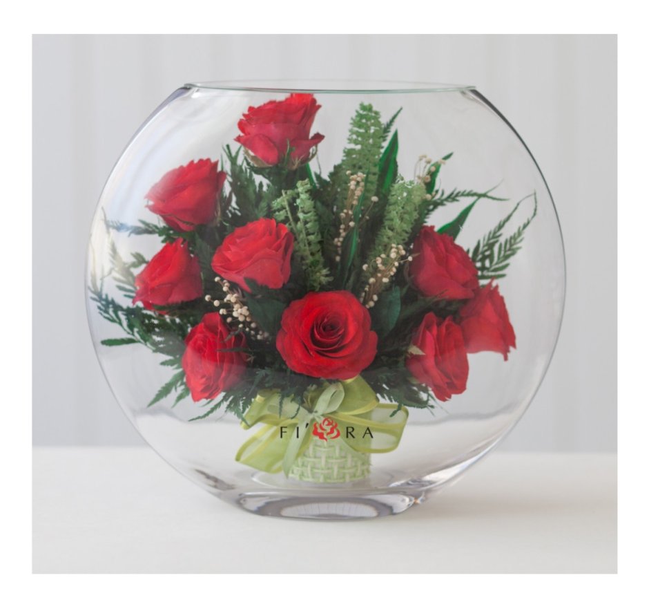 Цветочные композиции в стеклянных вазах