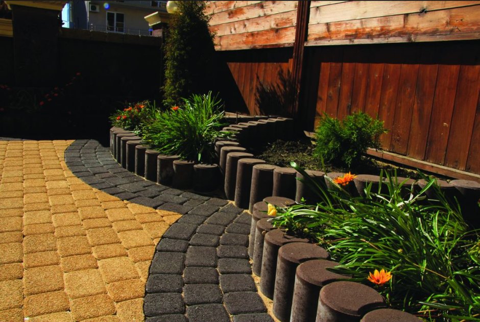 Палисад бетонный бордюр