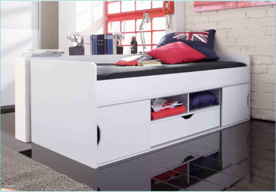 Высокая кровать комод с ящиками