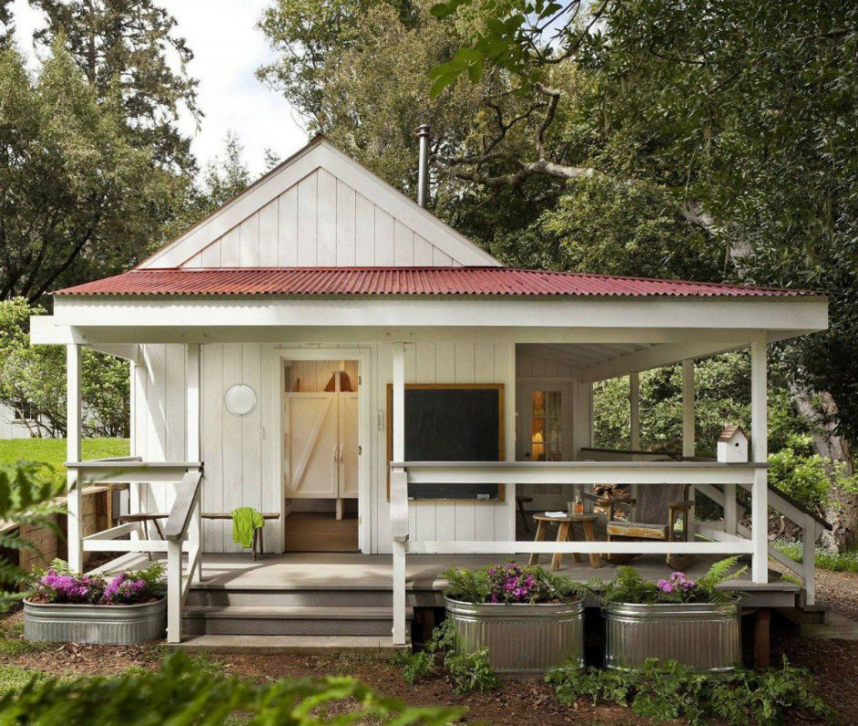 Летний домик с верандой