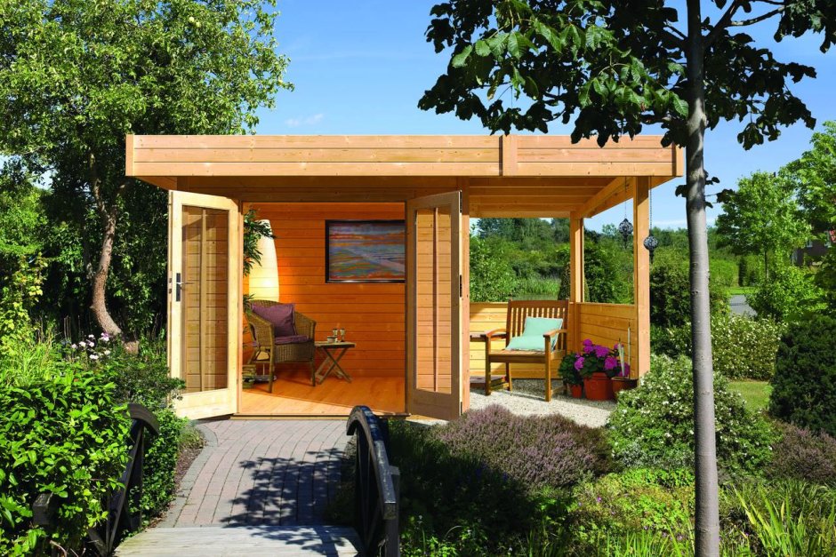 Летний домик своими руками