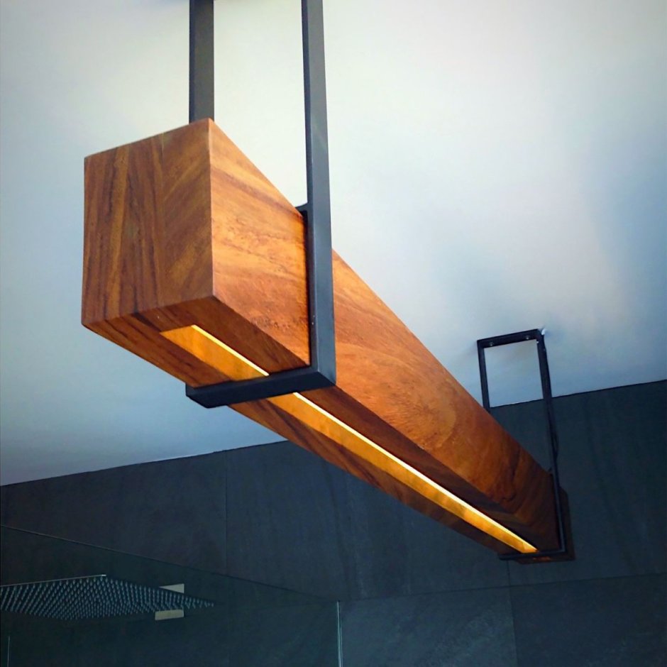 Люстра из бруса