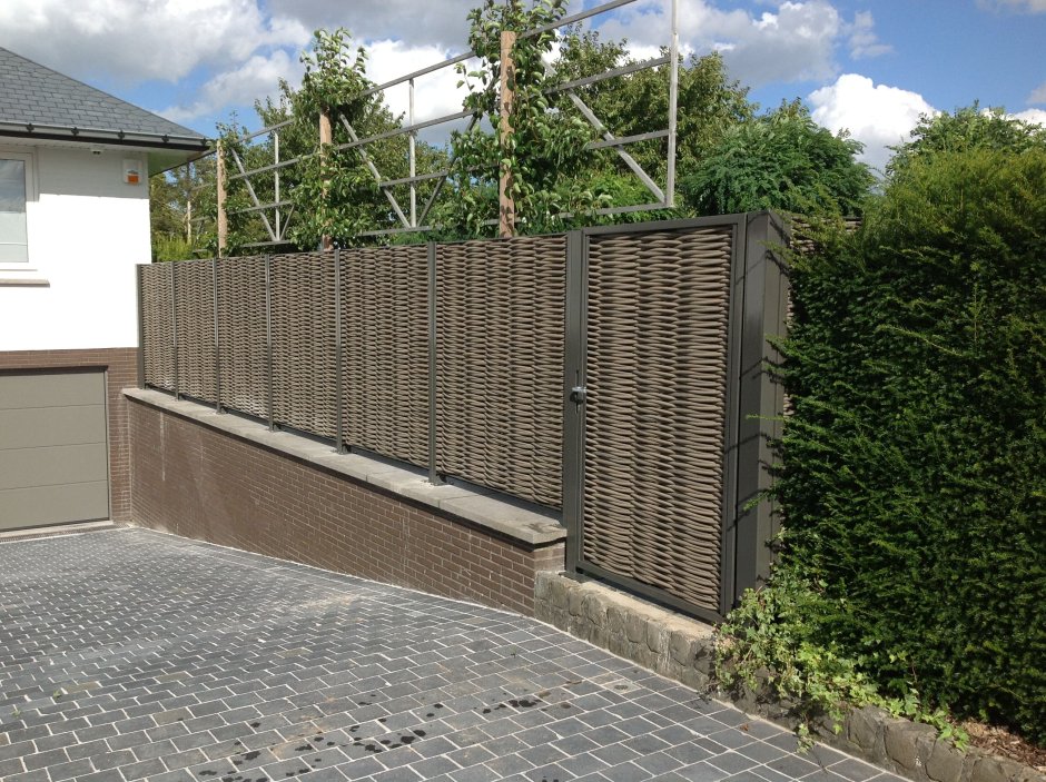 Ограждение из ротанга