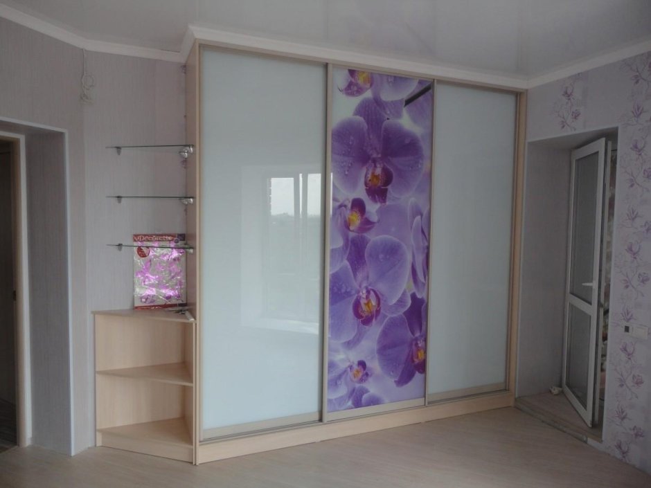 Встроенные шкафы до потолка